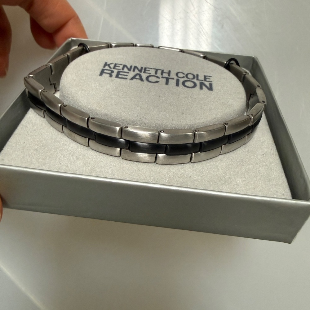 Kenneth Cole Reaction bracelet
